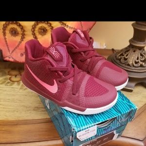 Kylie Irving Nike Toddler Sz 10